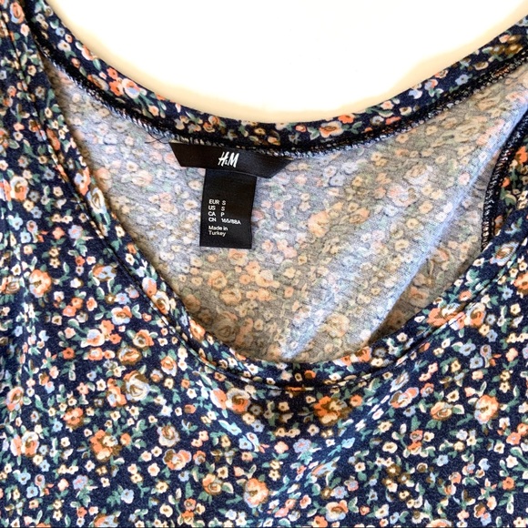 { H&M } Floral Pattern Dress with Lace Waist Sz S - Picture 2 of 5